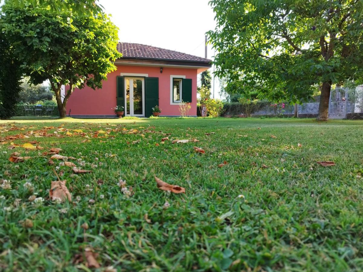 La Casina Villa Barga Eksteriør billede