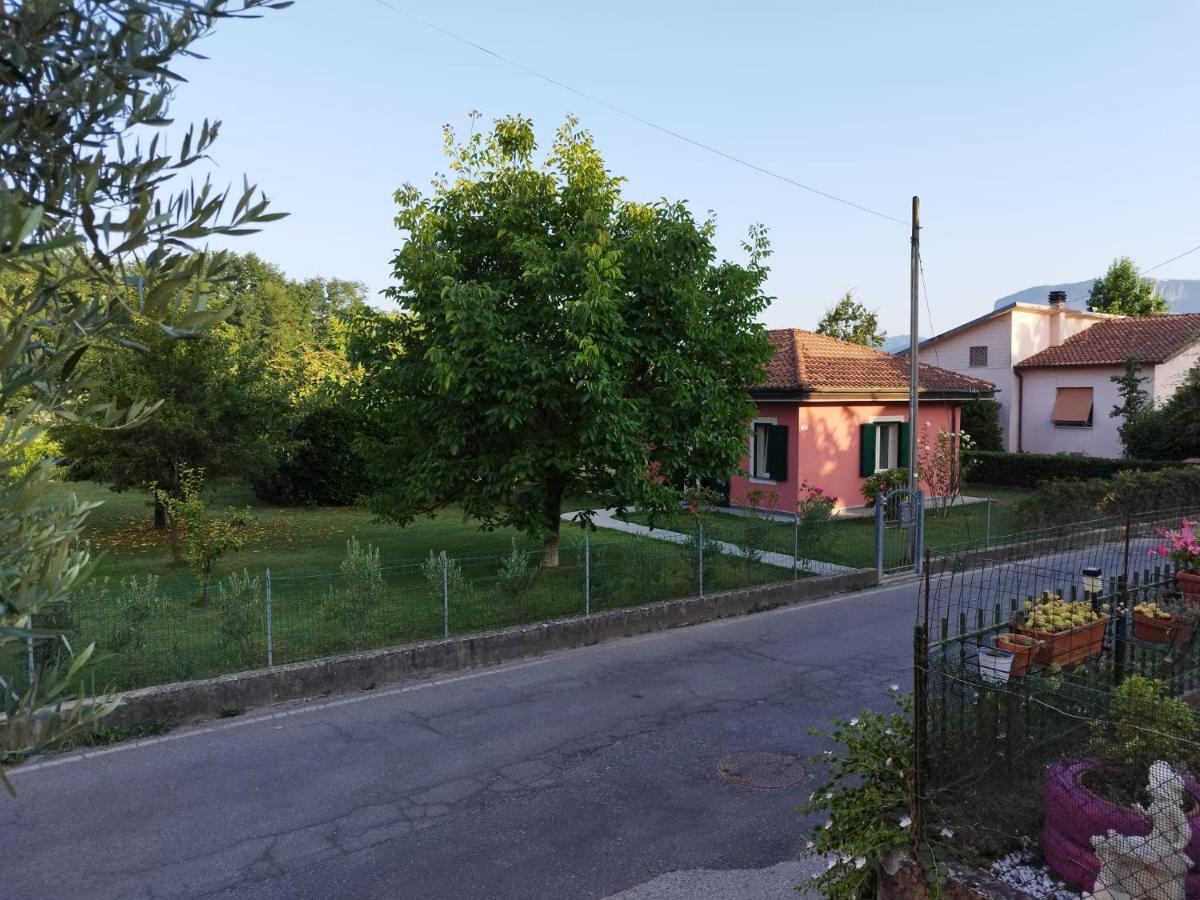 La Casina Villa Barga Eksteriør billede